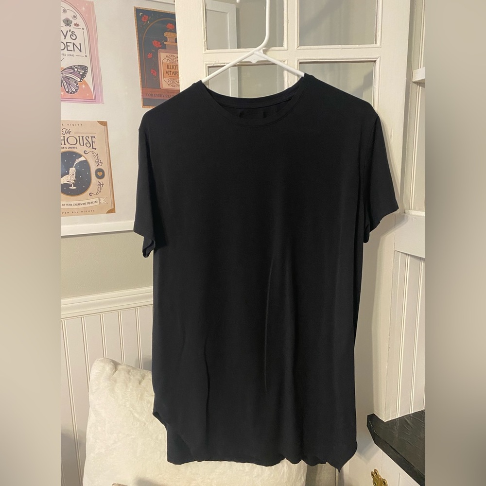 Alphalete men’s size medium tshirt